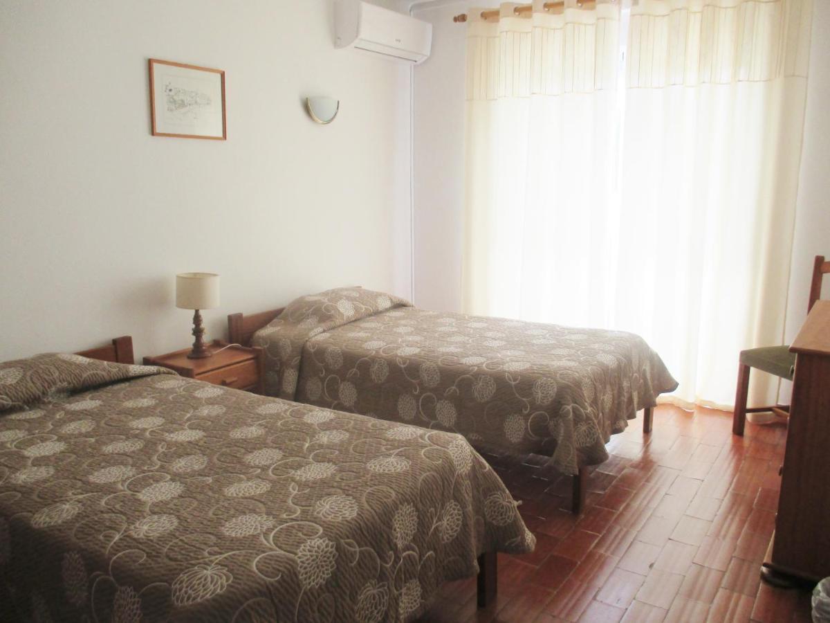 Apartamentos Salema Praia Club Ngoại thất bức ảnh
