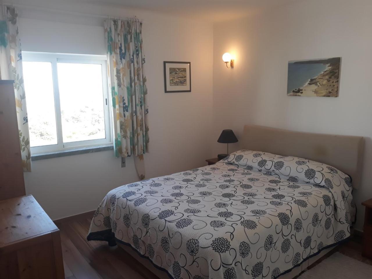 Apartamentos Salema Praia Club Ngoại thất bức ảnh