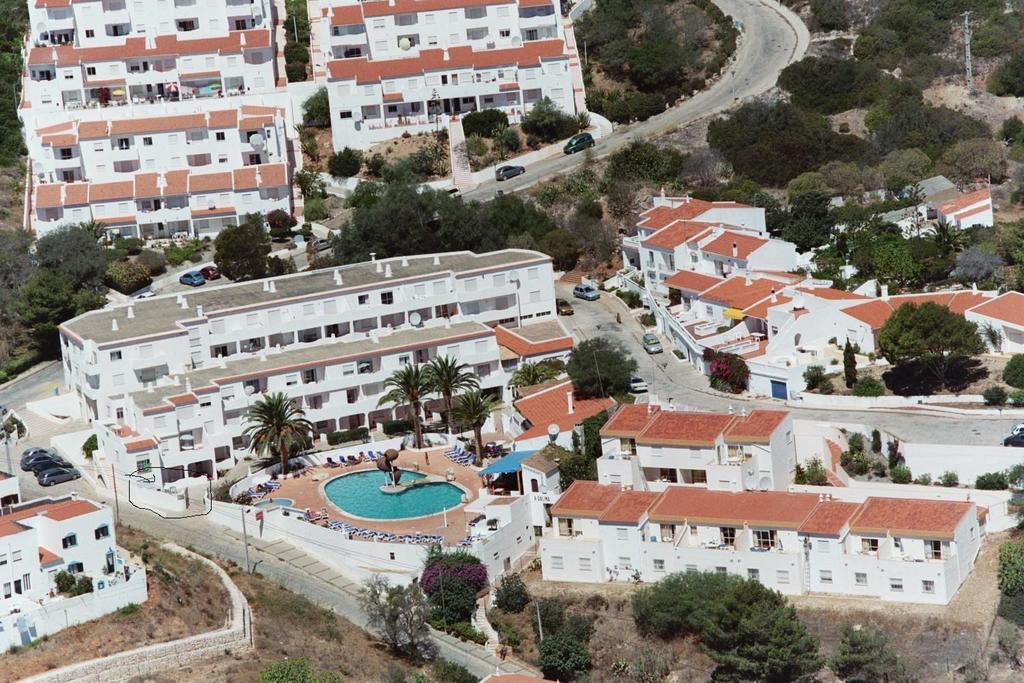 Apartamentos Salema Praia Club Ngoại thất bức ảnh