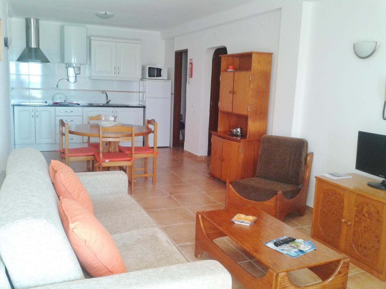 Apartamentos Salema Praia Club Ngoại thất bức ảnh